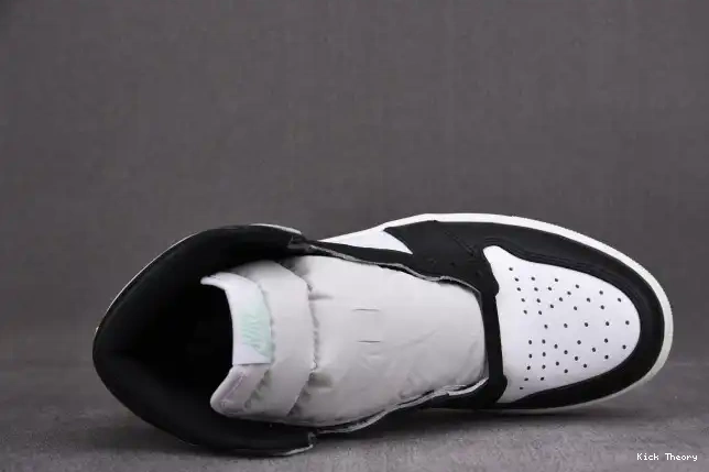 Kick Theory High Igloo Retro 861428-100 Jordan 1 0512